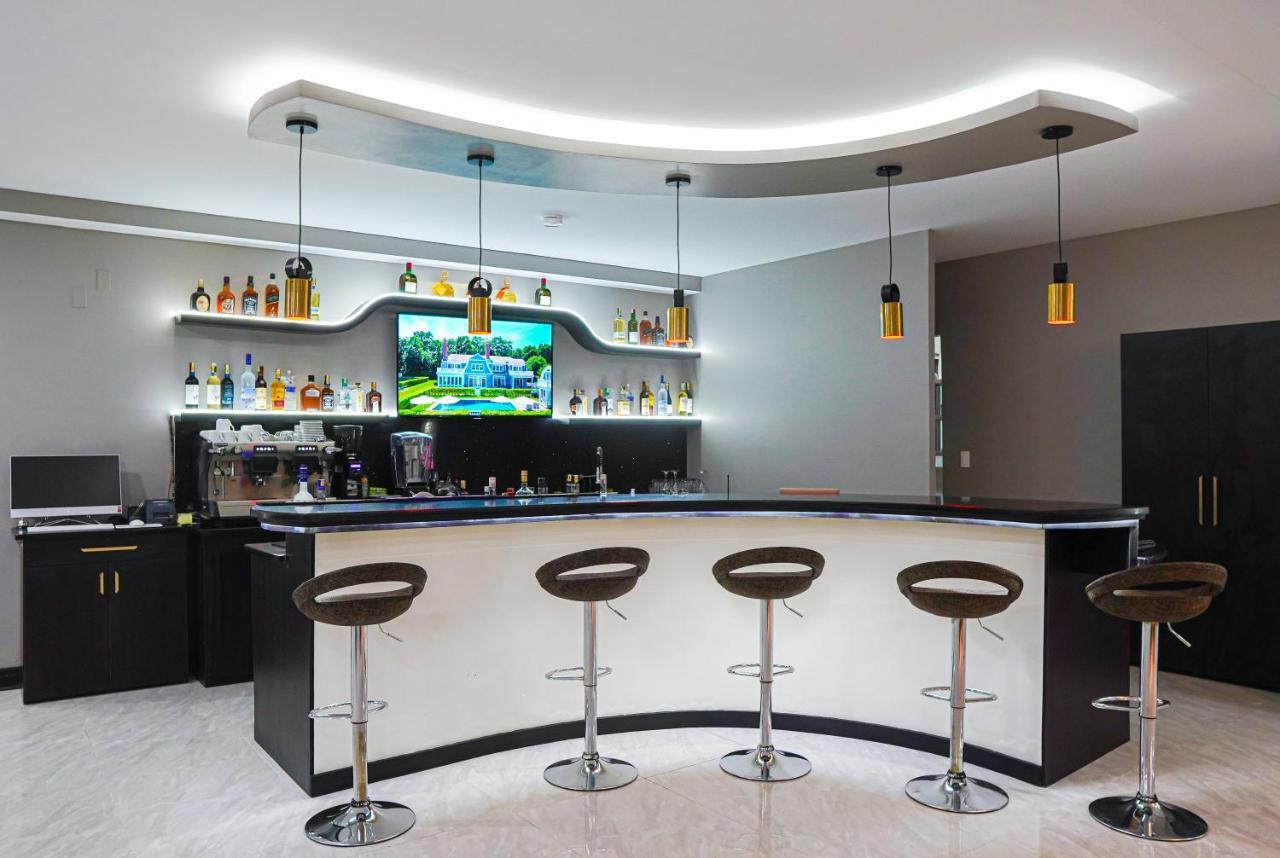 The View Hotel Cumanda  Εξωτερικό φωτογραφία